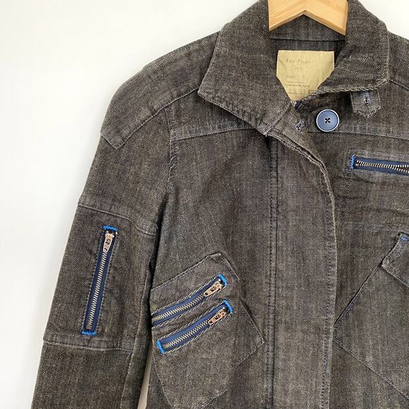 Free People Vintage 1970 Faded Black Denim Utility Jacket Size 0 - Picture 2 of 7